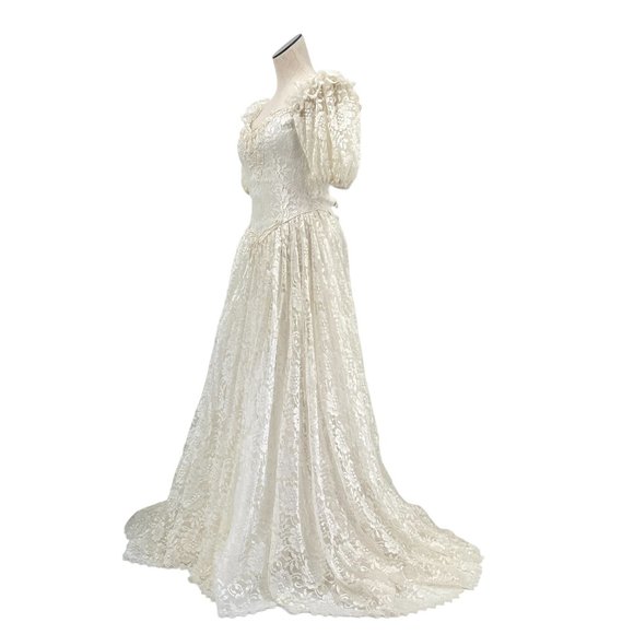 1980's Union Made Princess Ball Gown White Lace Puff Sleeve Beaded Dress - Picture 6 of 14